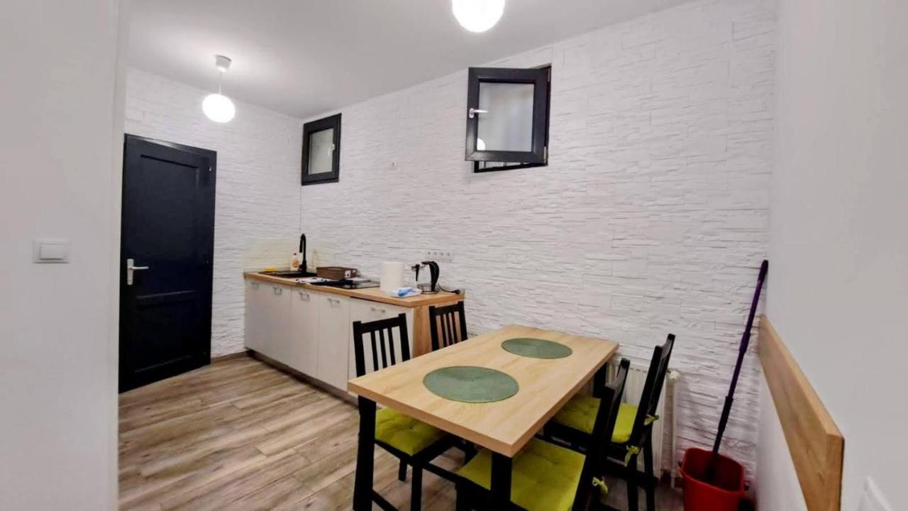 Cosy Studio In The Heart Of Brasov Bagian luar foto